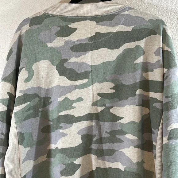 AERIE Good Vibes Camo Oversized Pullover Sweatshirt Size Medium NEW - Picture 6 of 13